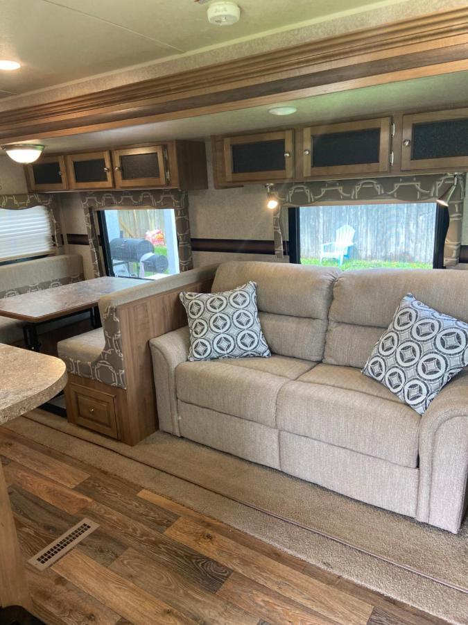 Cozy Camper - Free Parking Hotel Miami Exterior photo