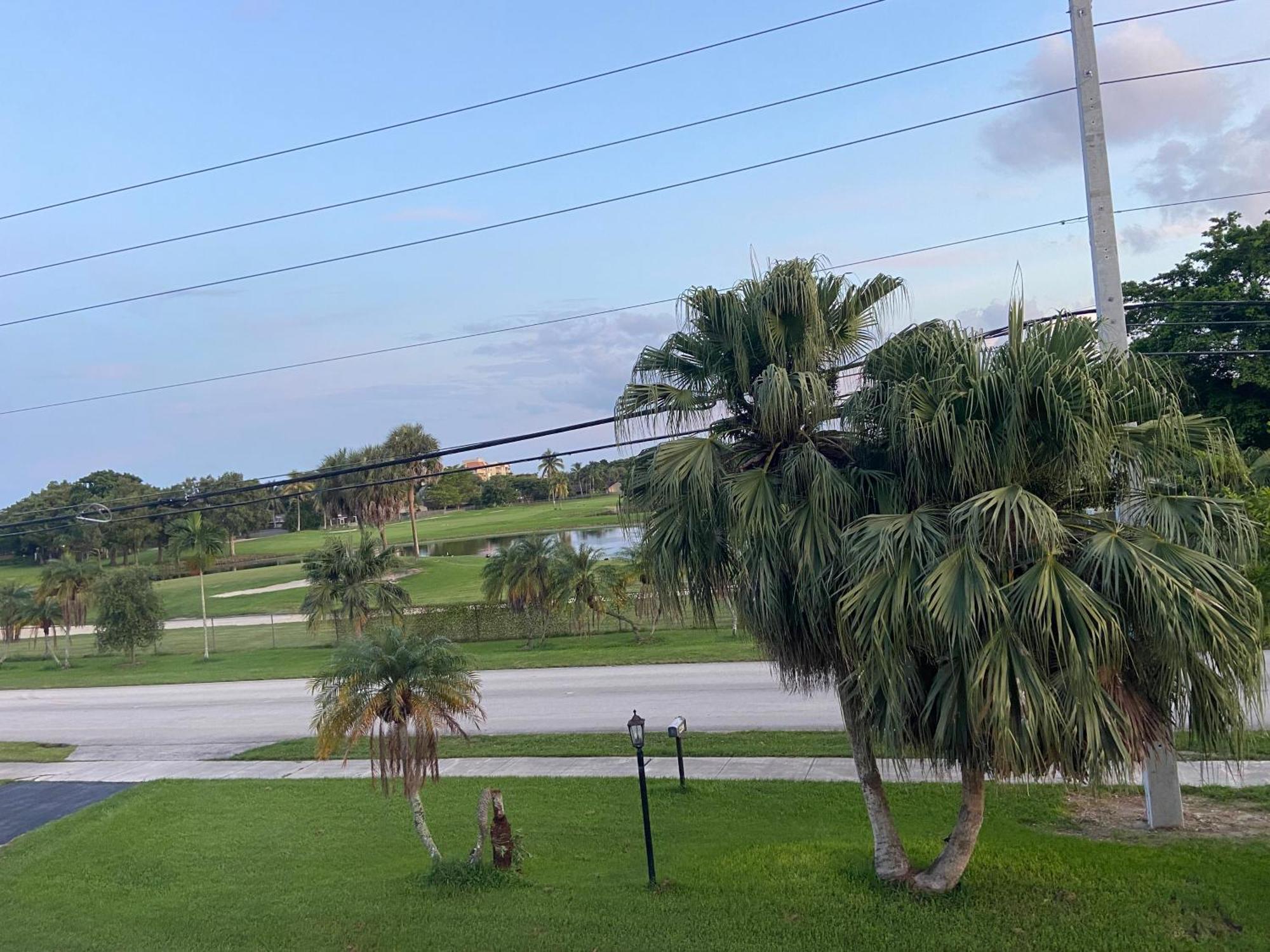 Cozy Camper - Free Parking Hotel Miami Exterior photo